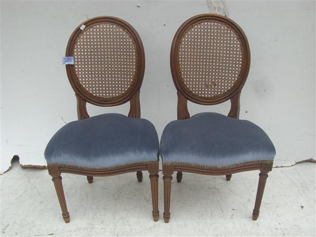 Par De Sillas estilo  Frances Luis Xvi Esterilla