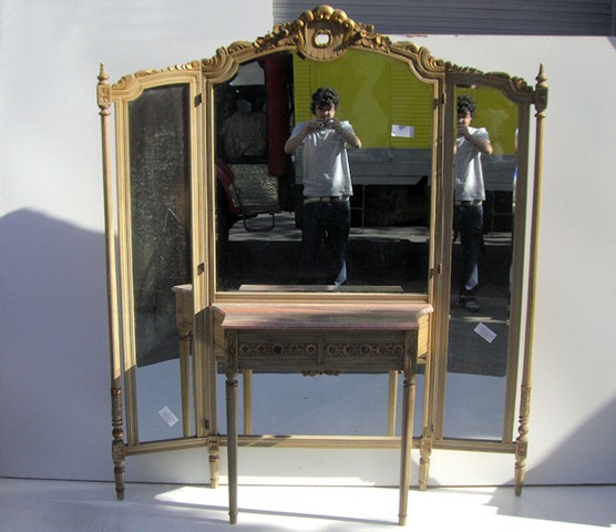 Probador Frances Luis XVI Patinado Con Marmol