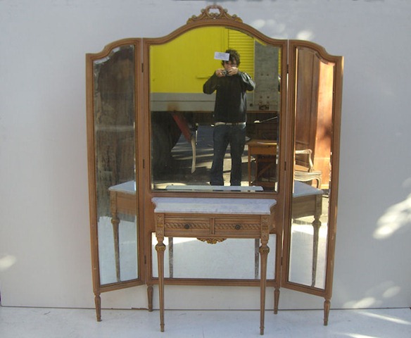 Probador Frances Luis XVI Patinado Con Marmol