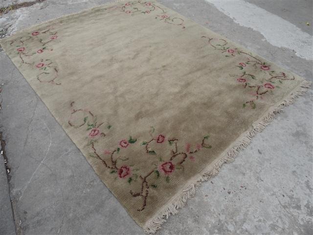 Alfombra De Lana Tejida A Mano Antigua