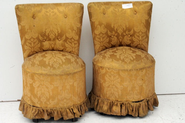 Par De Butacas Antiguas Tapizadas