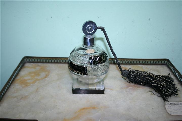 Perfumero Antiguo De Cristal De Boheme Posee Sello