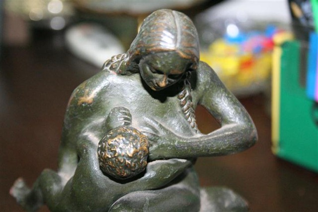 Figura De Bronce Motivo Maternidad Firmada