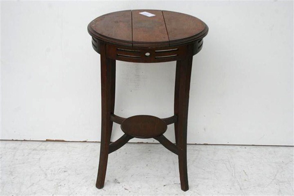 Mesa Ratona De Roble Antigua