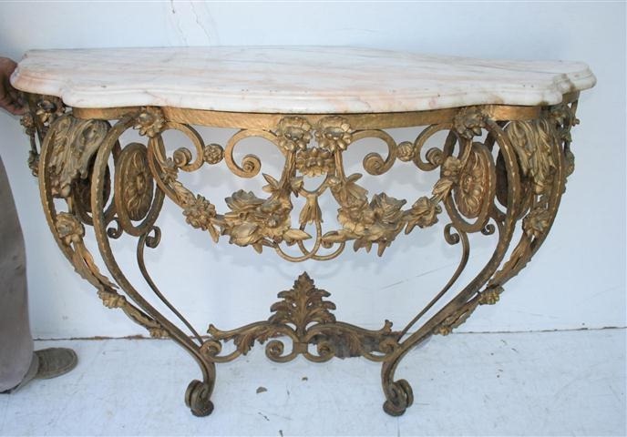 Dressoire De Hierro Con Marmol