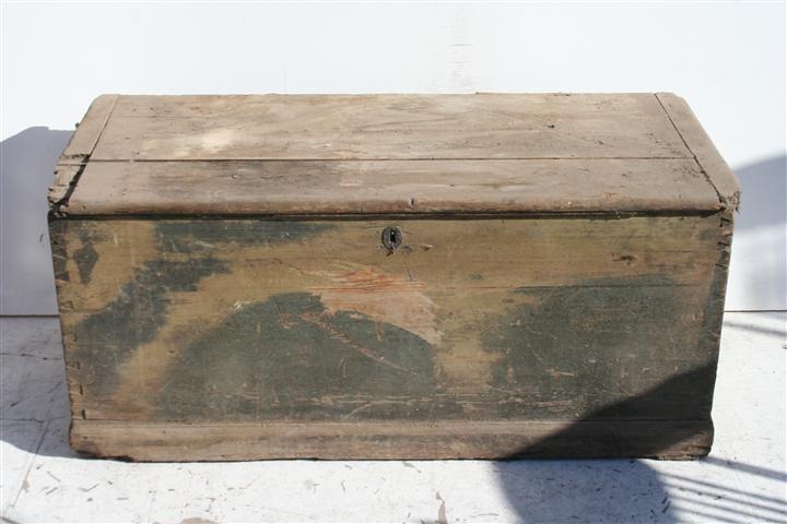 Baul Antiguo De Madera Antiguo