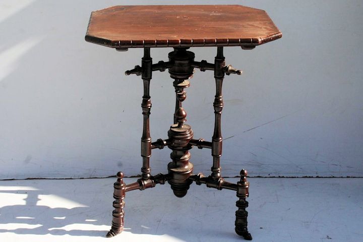 Mesa De Sala Estilo Colonial Antigua