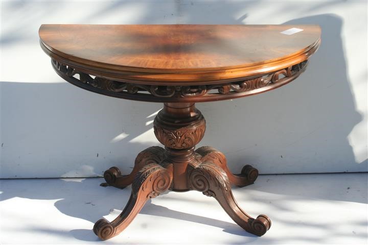 Mesa Libro Inglesa Con Bocha Tallada