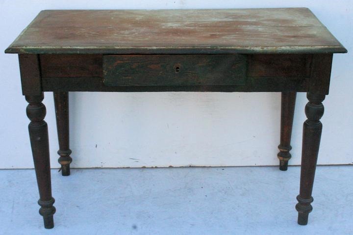 Mesa Rustica De Patas Torneadas Con Cajon