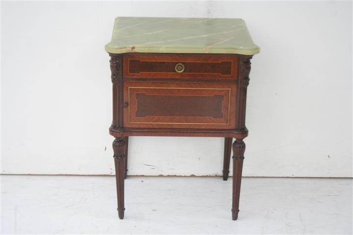 Mesa De Luz Estilo Frances Luis Xvi Con Marmol
