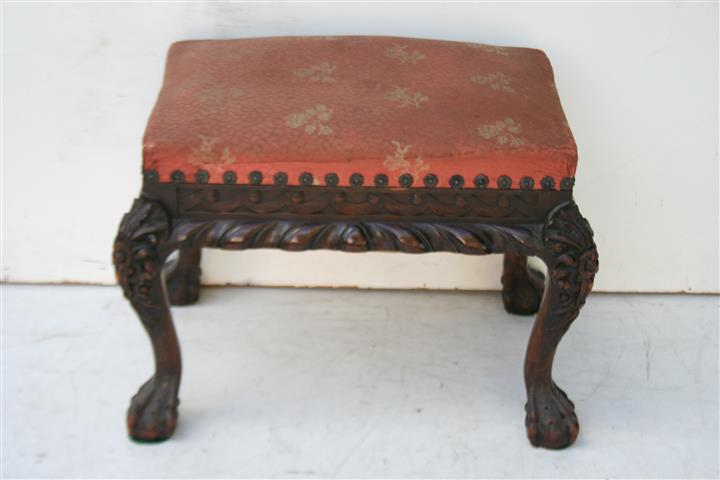 Banqueta Chippendale Tallada