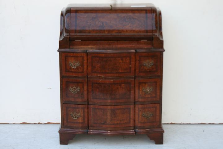 Secreter Estilo Holandés Antiguo