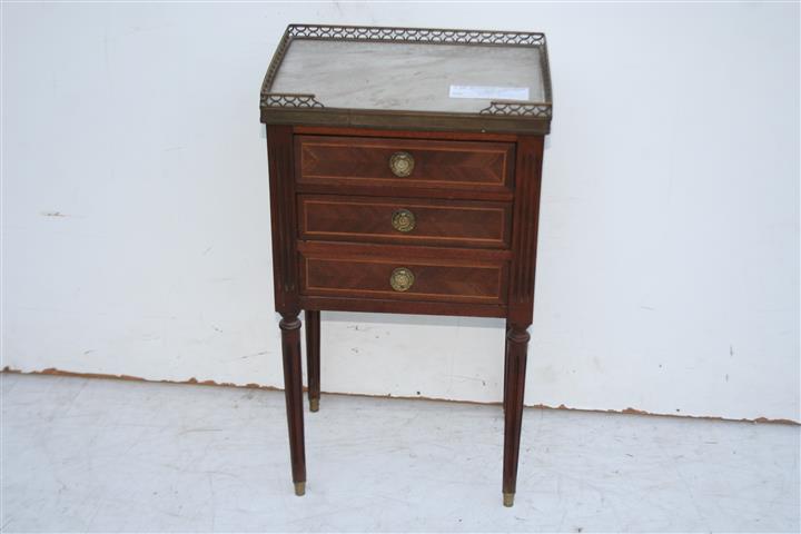 Petit Mueble Frances Luis XVI Con Marmol Y Baranda De Bronce