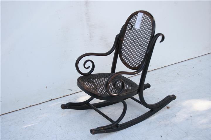 Sillon Mecedora para niños Estilo Thonet