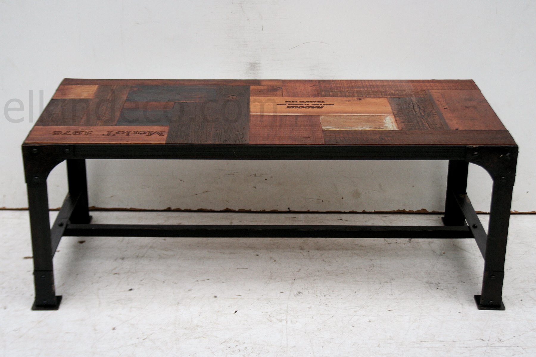 MESA CENTRO O RATONA DE HIERRO CON TAPA DE MADERA