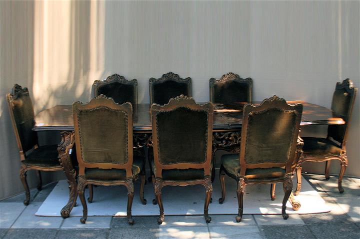 Juego De Comedor Estilo Frances Tallado Mesa Y 8 Sillas