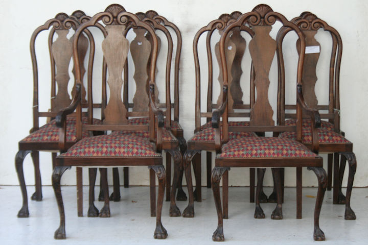 JUEGO DE 8 SILLAS Y 2 SILLONES DE COEMDOR CHIPPENDALE