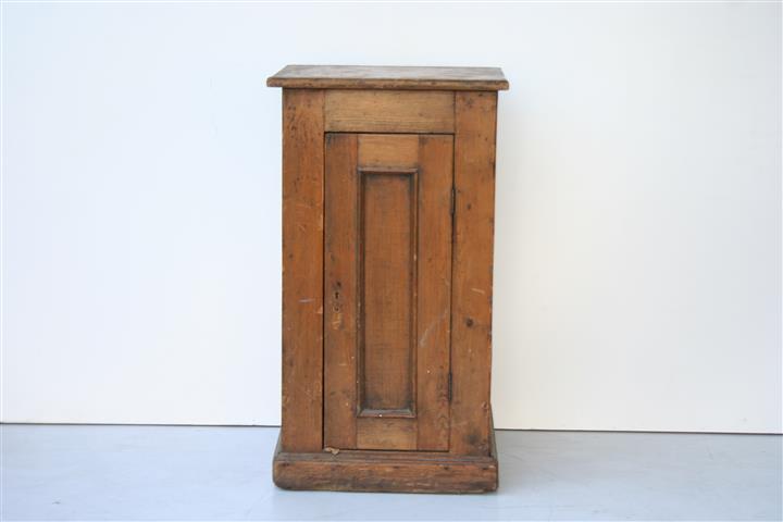 PETIT MUEBLE TIPO MESA DE LUZ RUSTICO