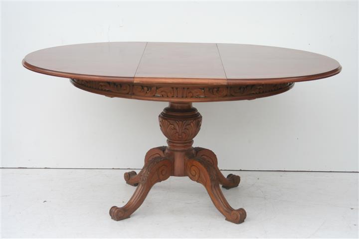 Mesa De Comedor Estilo Frances Con Bocha Tallada