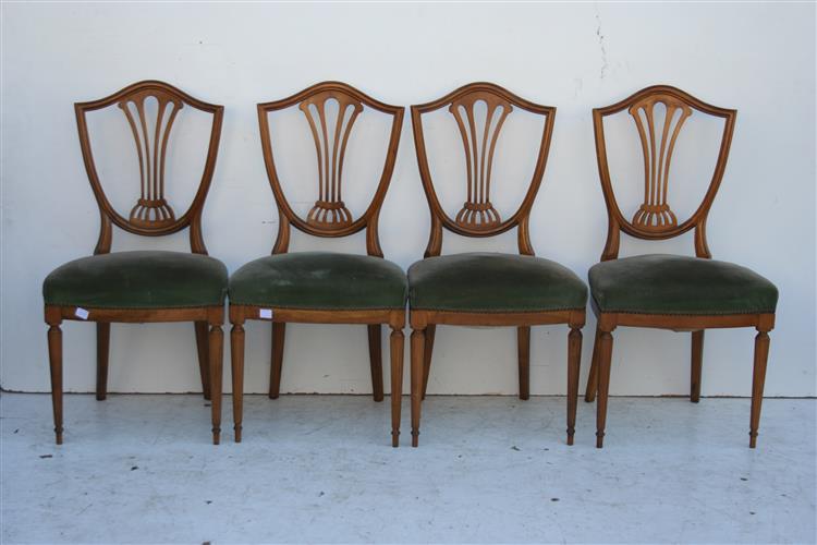 Juego De 4 Sillas De Estilo Ingles con Palmeta