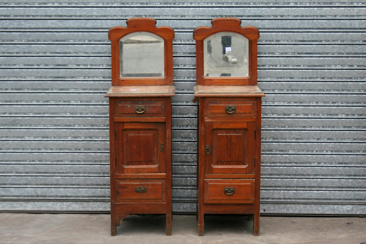 Par De Mesas De Luz De Madera Con Vidrio Y Espejo