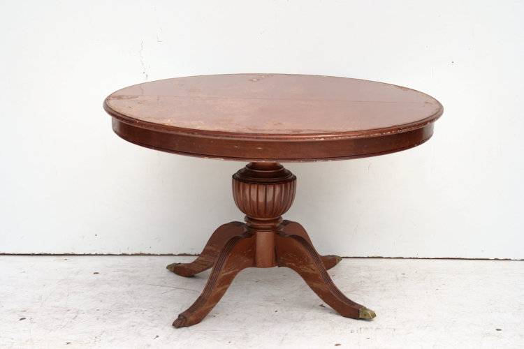 Mesa De Comedor Estilo Inglés Con Bocha Y Tabla