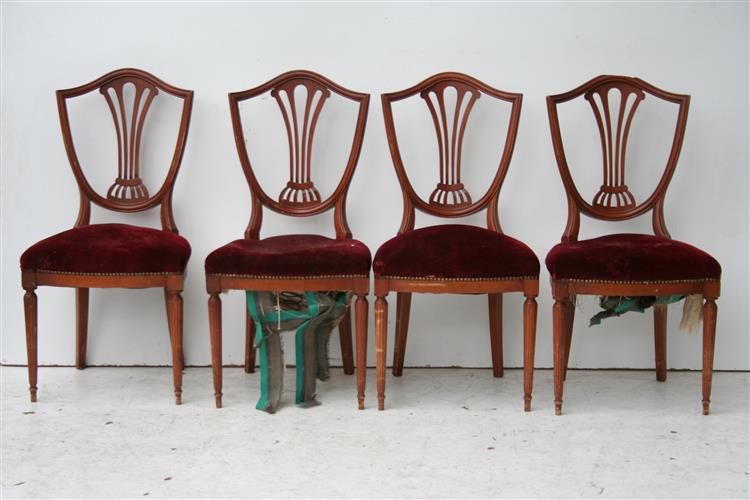 Juego De 4 Sillas De Estilo Ingles Con Palmeta | El_kin