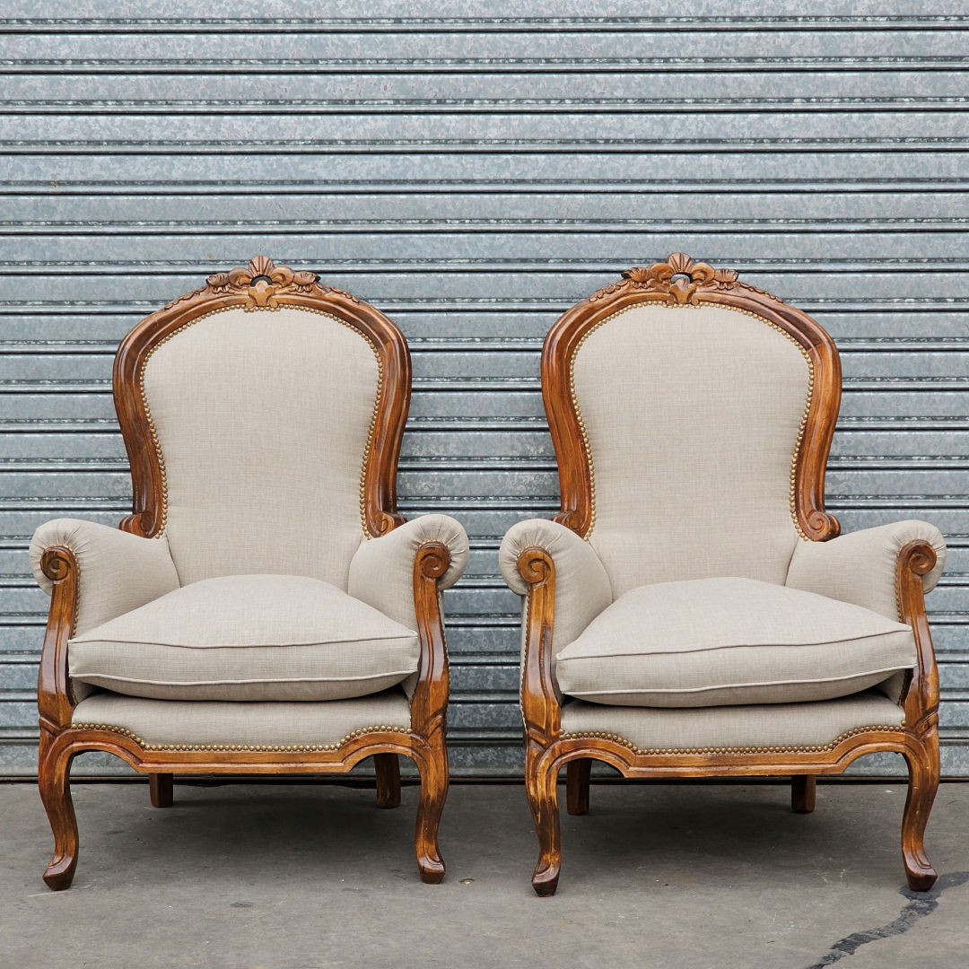 Par De Sillones Estilo Colonial Ingles De 1 Cuerpo En Lino