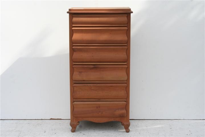 Chiffonier Estilo Colonial Antiguo