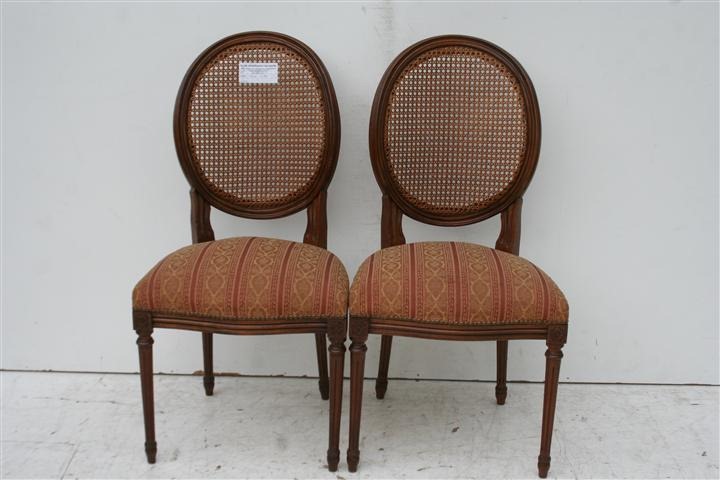 Par De Sillas Estilo Frances Luis Xvi Oval