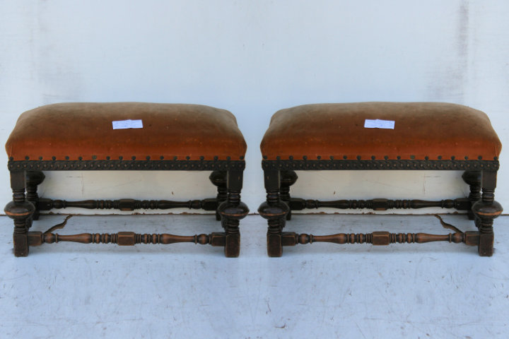 Par De Banquetas Antiguas De Estilo
