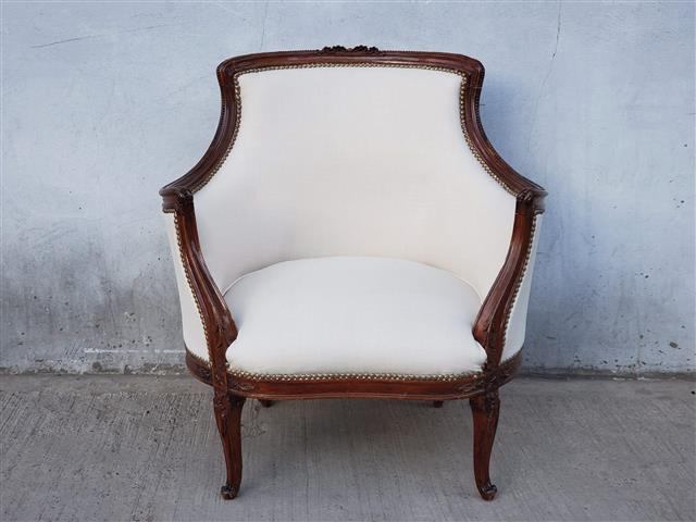 Par De Sillones Estilo Frances Luis Xv Tapizados A Nuevo